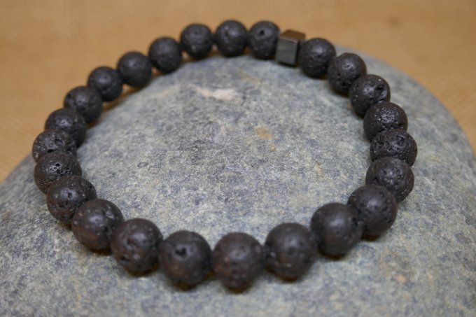 Bracelet Pierre de lave breloque hématite 8mm